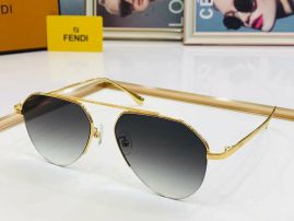 Picture of Fendi Sunglasses _SKUfw50792601fw